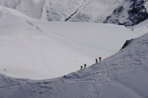 The tiny little figures getting ready to ski their favourite lines.